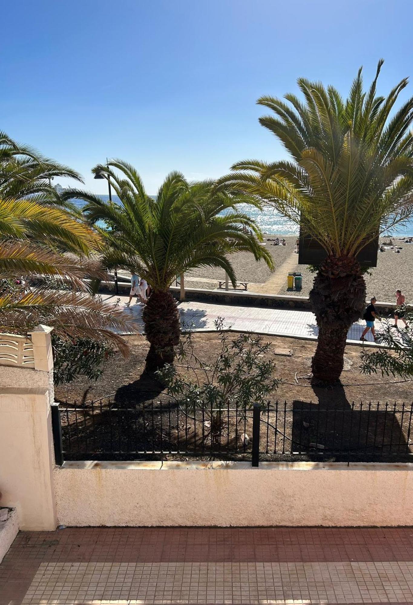 Prime Beachfront Location, Free Parking, Steps To The Sand Los Cristianos  Exteriér fotografie